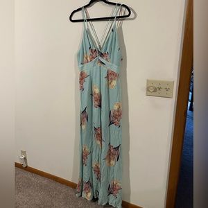 LA Charme U Dress. Size M